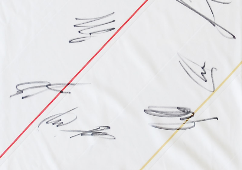 Autogramme auf der Vorderseite des Adidas DFB-Trikot 2012