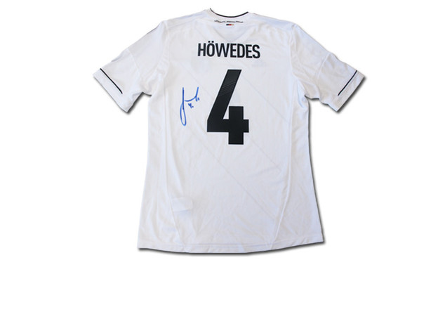  DFB-Trikot von Höwedes 