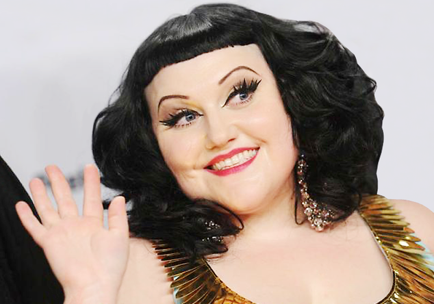  Beth Dittos Ohrschmuck 