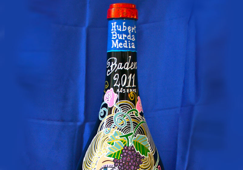  Handbemalte Weinflasche 