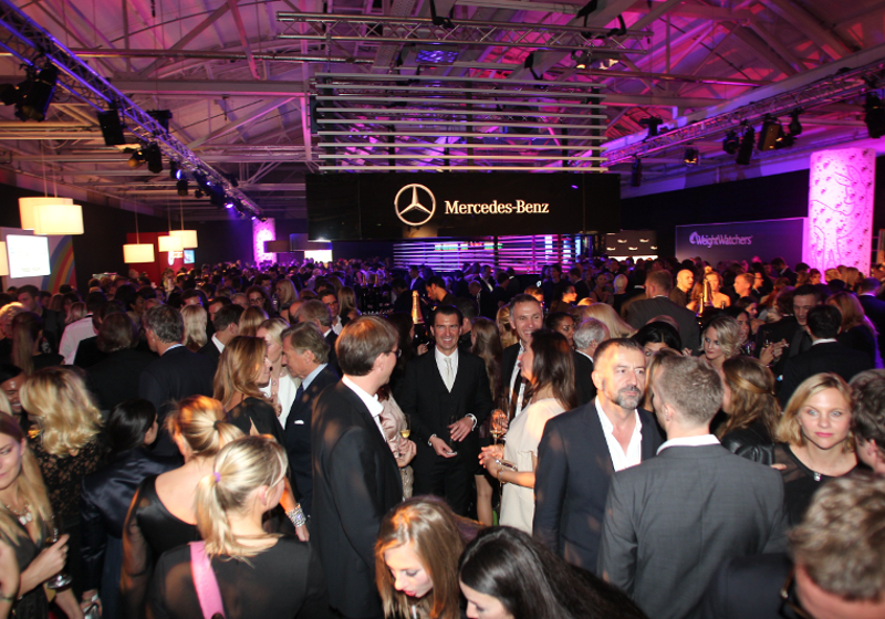 Auf der anschließenden Charity-Night kommt man den Stars besonders nahe