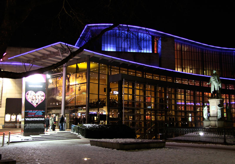  Zur Premiere von Zulu 