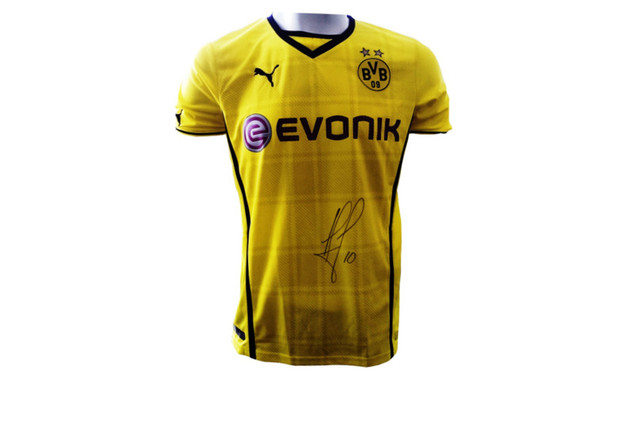BVB-Trikot signiert von Mkhitaryan