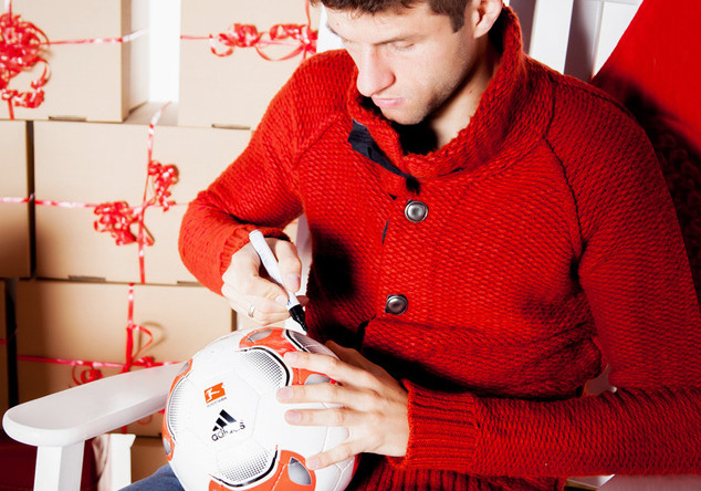 Thomas Müllers Fußball I 
