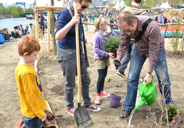 Mörchenpark e.V. - Mit Berliner Kindern Freiflächen kreativ bepflanzen