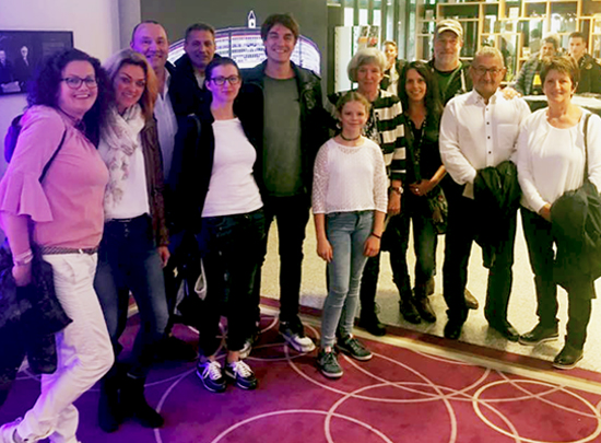 Die Auktionsgewinner mit Matze Knop und Marc Marshall