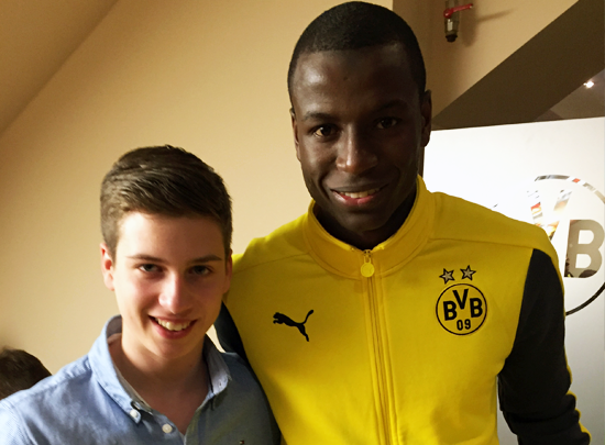 Ramos gemeinsam mit dem Sohn des Auktionsgewinners