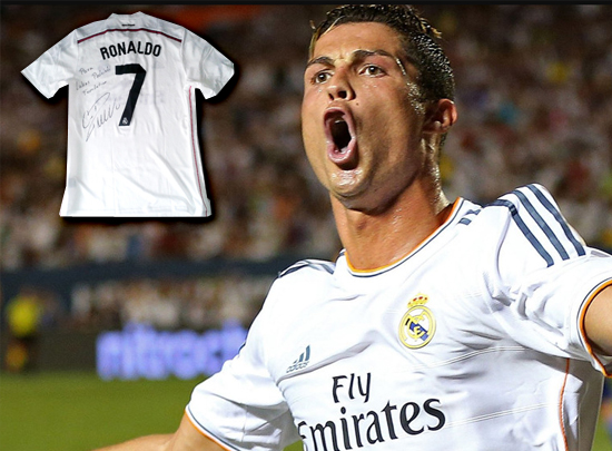 Signiertes Ronaldo-Trikot mit Widmung