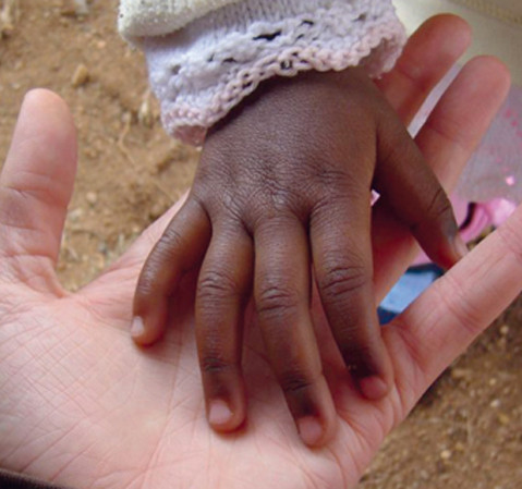 Einmalige Design-Objekte zugunsten von The Love School Project Einmalige Design-Objekte zugunsten von The Love School Project