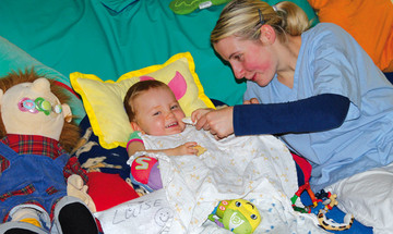 Liebevolle Pflege für schwerstkranke Kinder