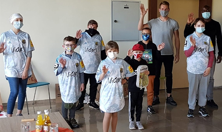 „Mutmach-Tour“ für krebskranke Kinder „Mutmach-Tour“ für krebskranke Kinder