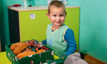 Über 66.000 Weihnachtsgeschenke für Kinder in Not!