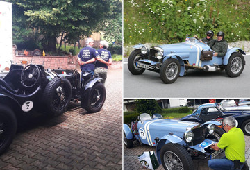 Dorothea und Ulrich mit ihrem Oldtimer Dorothea und Ulrich mit ihrem Oldtimer