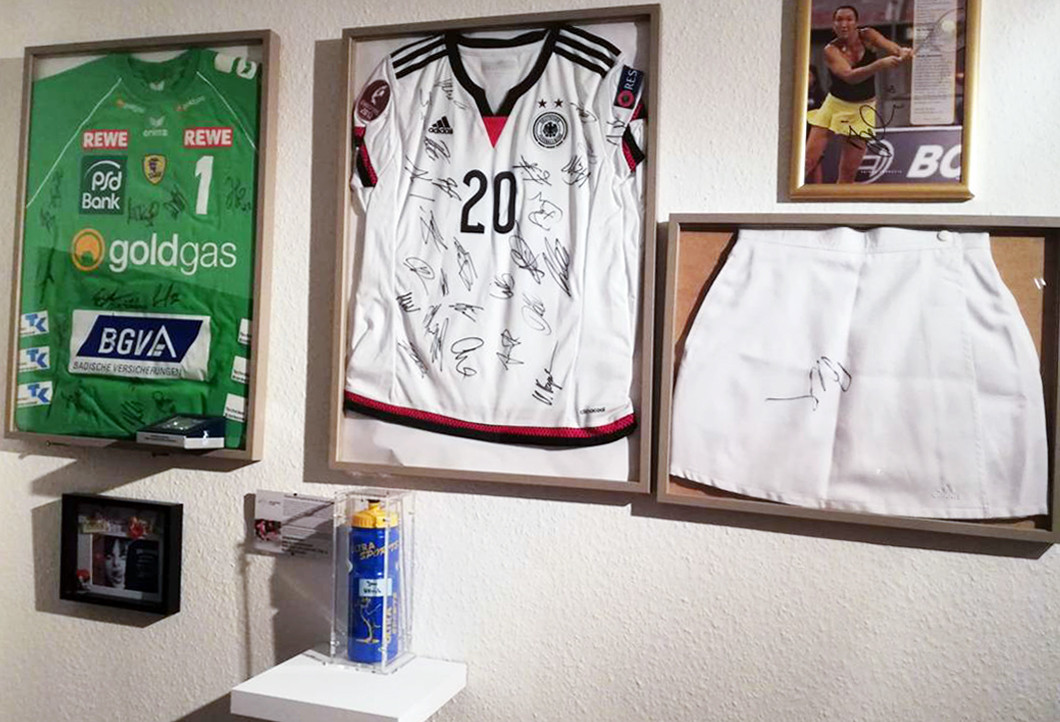 Mit Sammlerstücken der Kindernachsorgeklinik Berlin-Brandenburg geholfen