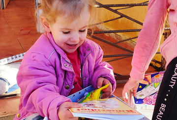 Geschenke für über 66.000 von Armut betroffene Kinder Geschenke für über 66.000 von Armut betroffene Kinder