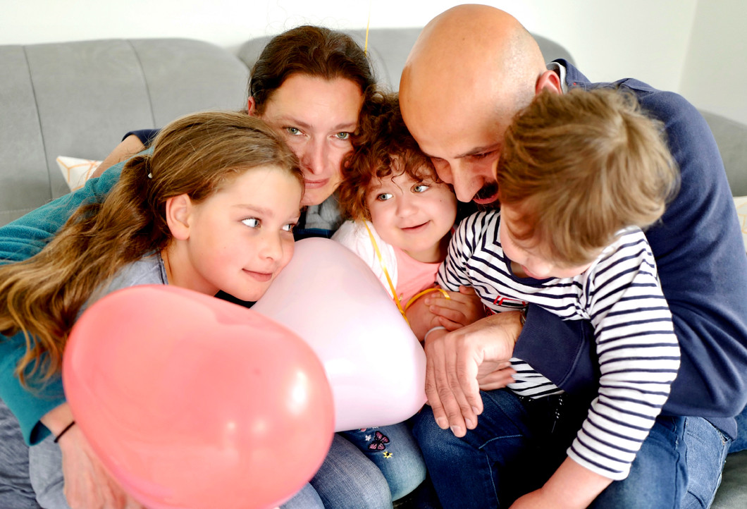 Stiftung AKM unterstützt Familien mit schwerstkranken Kindern Stiftung AKM unterstützt Familien mit schwerstkranken Kindern